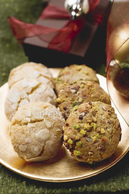 Biscuits aux amandes italiennes assortis — Photo de stock