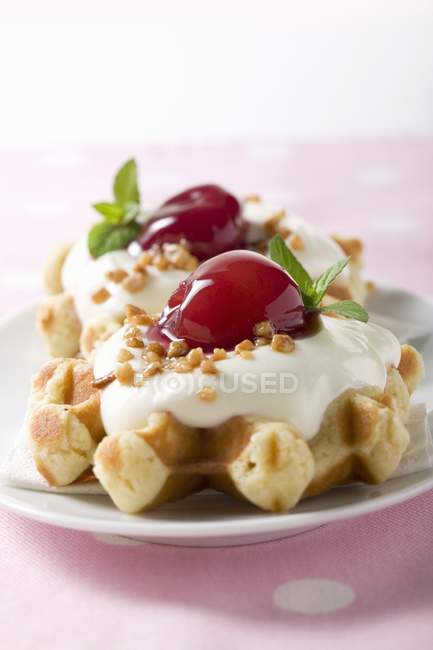 Waffles with vanilla cream — Stock Photo