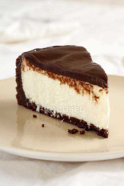Pedaço de cheesecake de chocolate — Fotografia de Stock