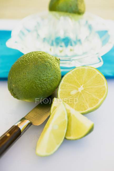 Limes fraîches juteuses — Photo de stock