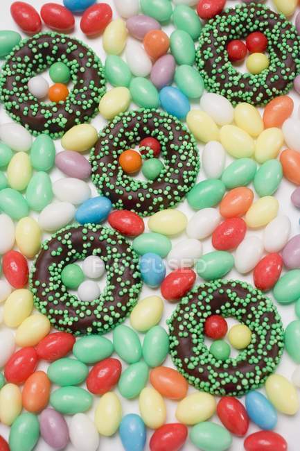 Великдень кольорові солодощі — стокове фото