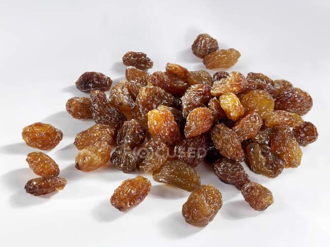 Marron Raisins en tas — Photo de stock