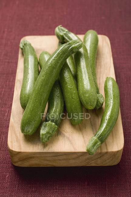 Zucchine verdi fresche — Foto stock