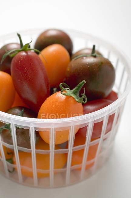 Diferentes tipos de tomates - foto de stock