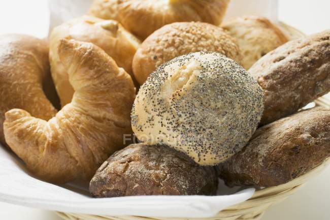 Bread rolls and croissants — Stock Photo