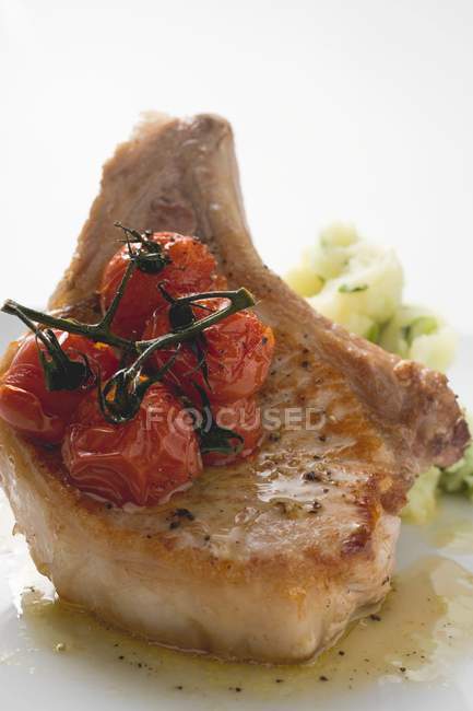 Pork chop with mashed potatoes — Stock Photo