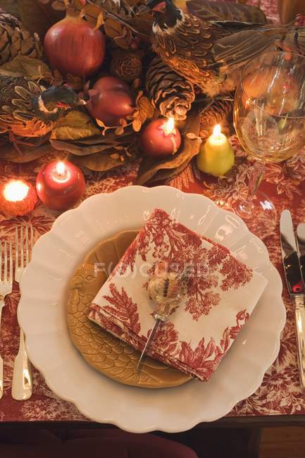 Festive decorated place setting for Thanksgiving — Stock Photo
