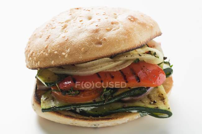 Hamburger di verdure alla griglia — Foto stock
