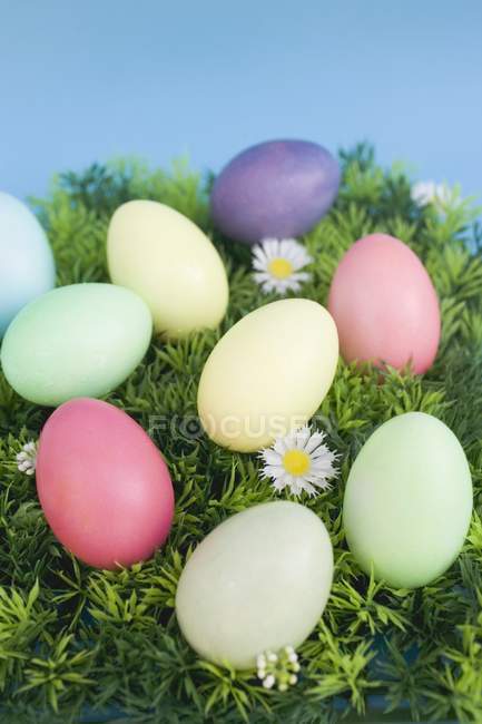 Easter eggs on grass — Stock Photo