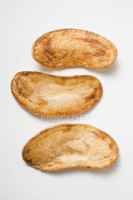 Croustilles de pommes de terre maison frites — Photo de stock