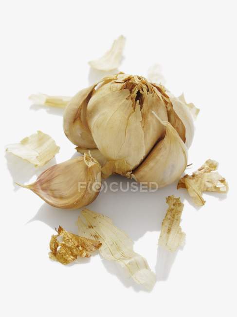 Smoked ripe garlic — Stock Photo
