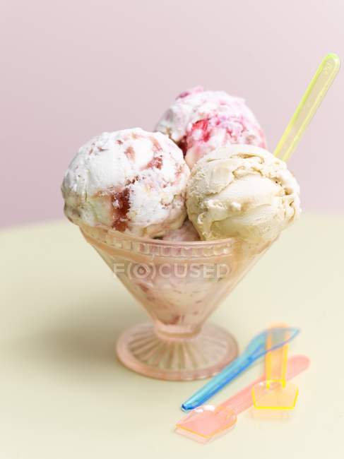 Мороженое с мороженым — стоковое фото