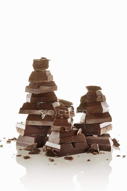 Chocolat en teck empilé — Photo de stock