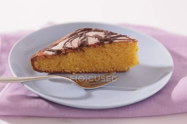 Slice of carrot cake — Stock Photo