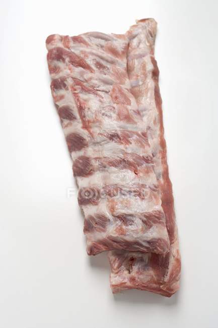 Costillas de cerdo frescas - foto de stock