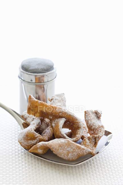 Hanukkah pastries dusted with sugar — Stock Photo