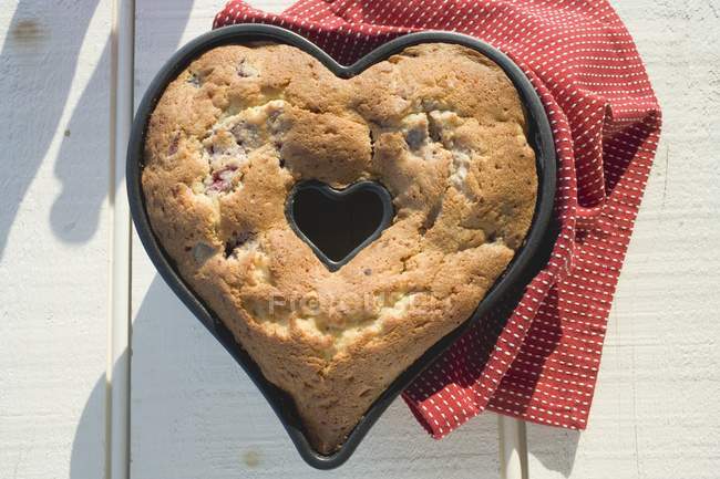Gâteau en forme de coeur — Photo de stock