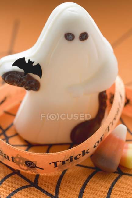 White chocolate ghost — Stock Photo