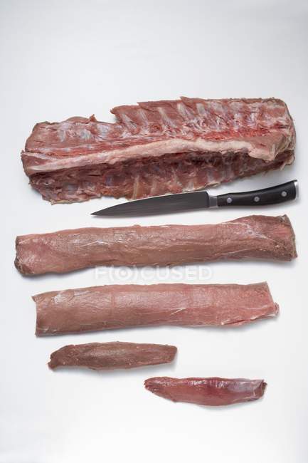 Filetes de porco crus com costelas — Fotografia de Stock