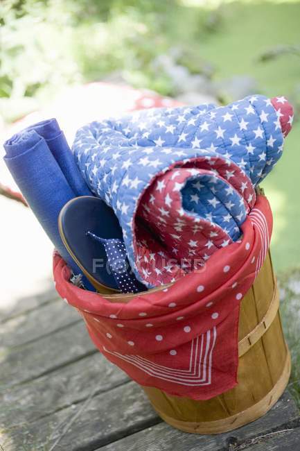 Daytime view of decorations for the 4th of July in a crate — Stock Photo