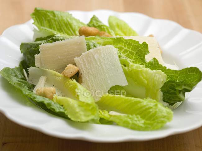 Caesar salad with Parmesan — Stock Photo