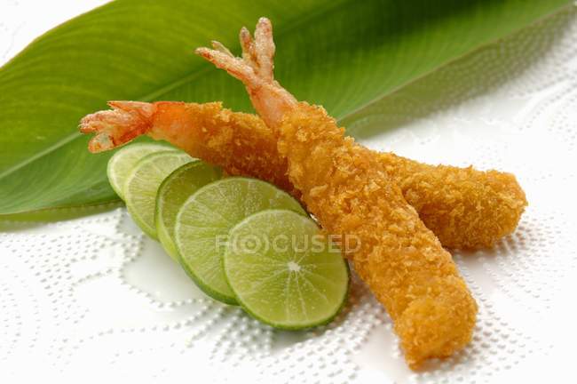 Deep-fried prawns — Stock Photo