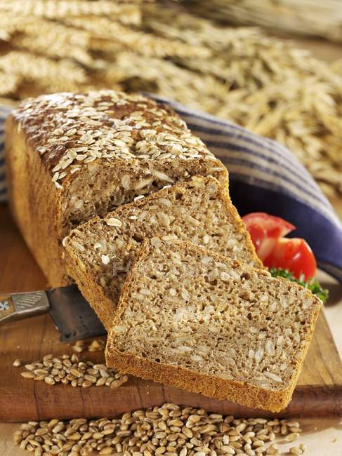 Farina d'avena pane con semi — Foto stock