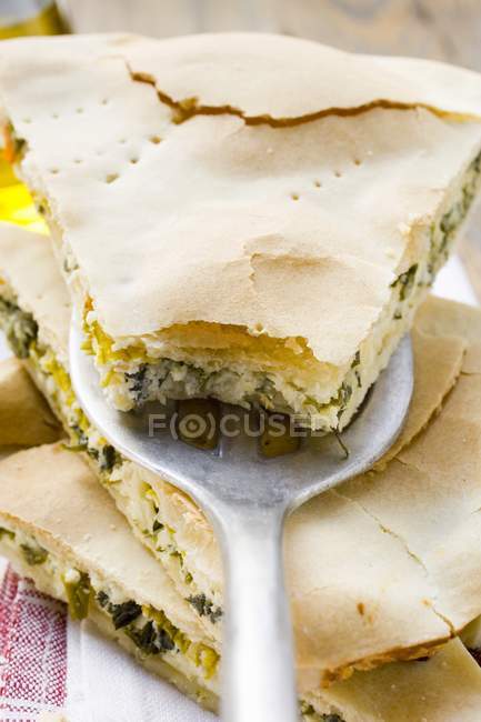 Spinach and ricotta pie — Stock Photo