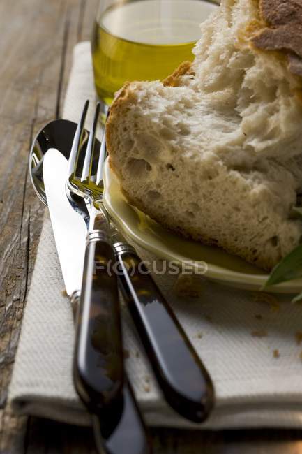 White bread on plate — Stock Photo