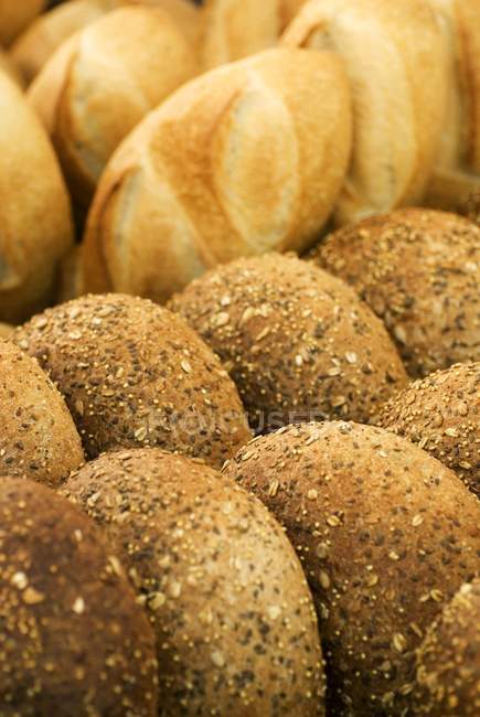 Свіжі манної крупи і хліб — стокове фото