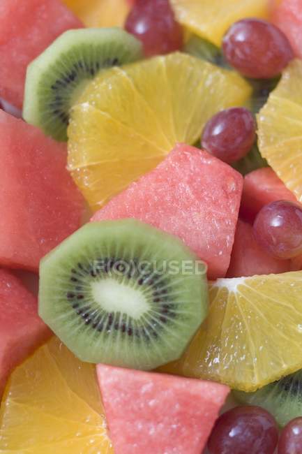 Salada de frutas coloridas — Fotografia de Stock