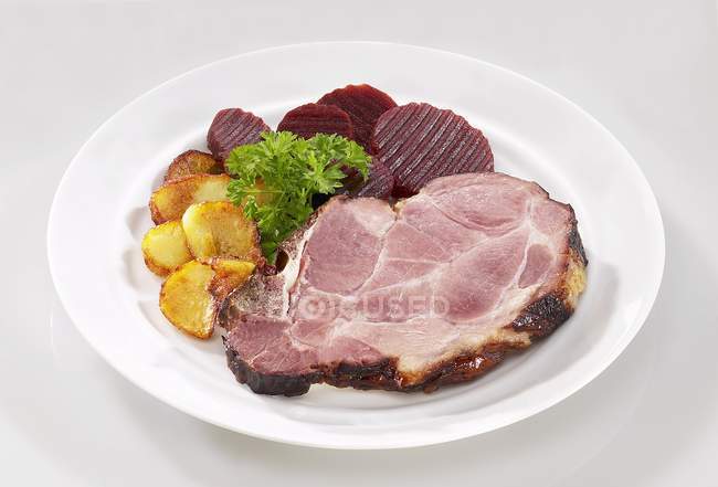 Carne di maiale affumicata salata — Foto stock