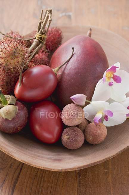 Assorted exotic fruits — Stock Photo