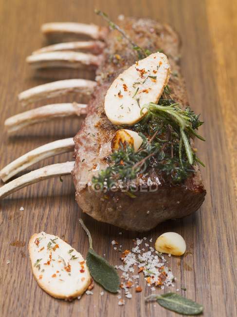 Roasted Rack of lamb with herbs — Stock Photo