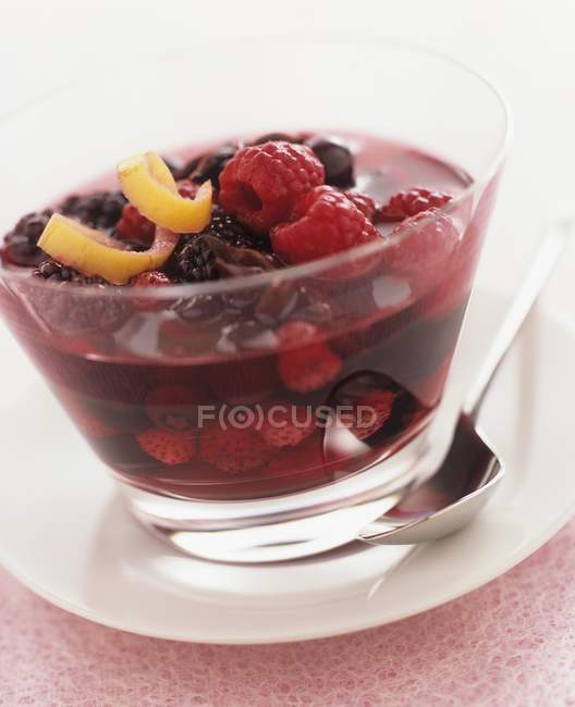 Berry compote with anise — Stock Photo