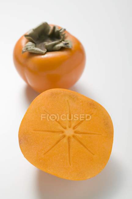 Свіжі стиглі persimmons — стокове фото