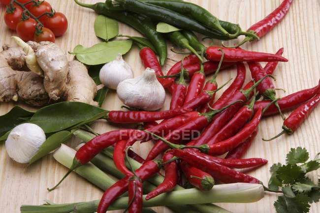 Closeup view of various types of vegetables, herbs and spices — Stock Photo
