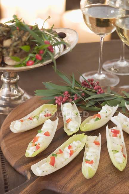Chicory boats with cheese — Stock Photo