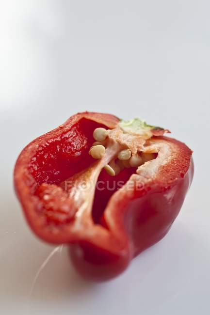 Mezza fetta di peperoncino — Foto stock