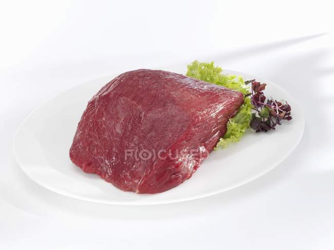 Biftecks de bison cru — Photo de stock
