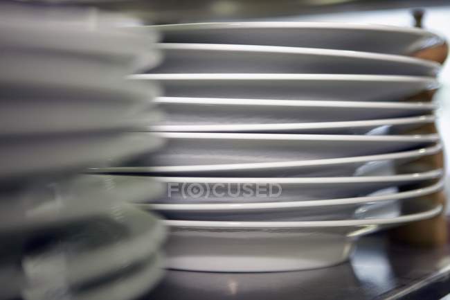 Plates in a commercial kitchen — Stock Photo