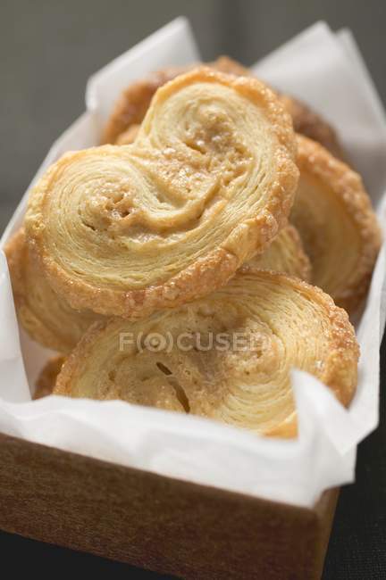 Biscuits pâtissiers feuilletés — Photo de stock