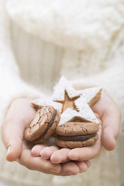 Рождественское печенье со звездой — стоковое фото