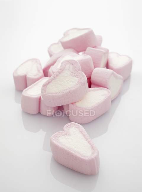 Heap of Marshmallow hearts — Stock Photo