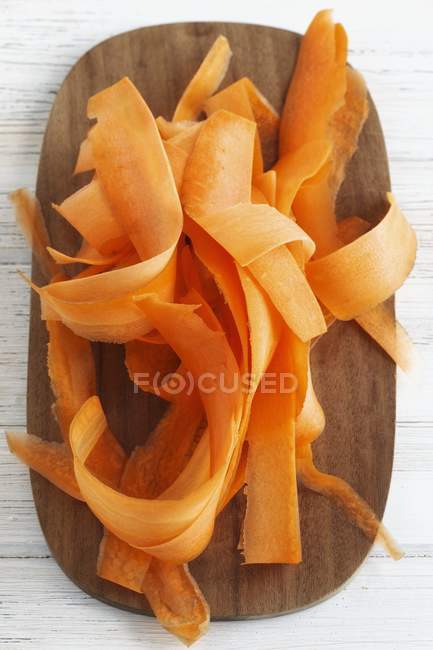 Zanahorias frescas ralladas - foto de stock