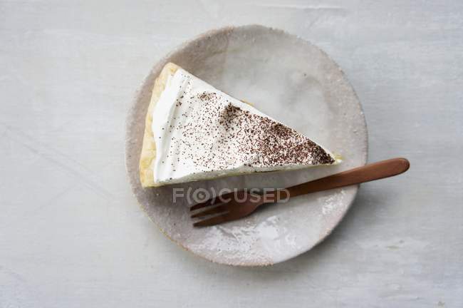 Piece of banana cream pie — Stock Photo