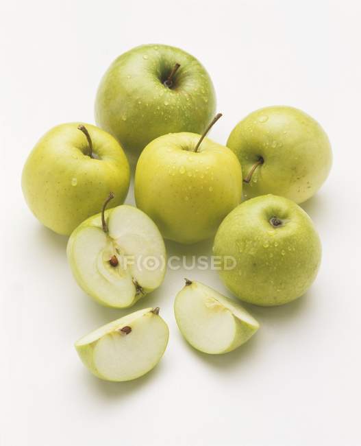 Goldene köstliche und Oma Schmied Äpfel — Stockfoto