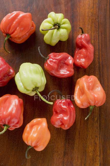Different coloured Habanero chillies — Stock Photo