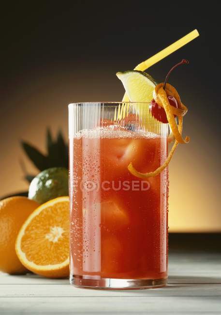 Blutiger Mary-Cocktail mit Limette — Stockfoto