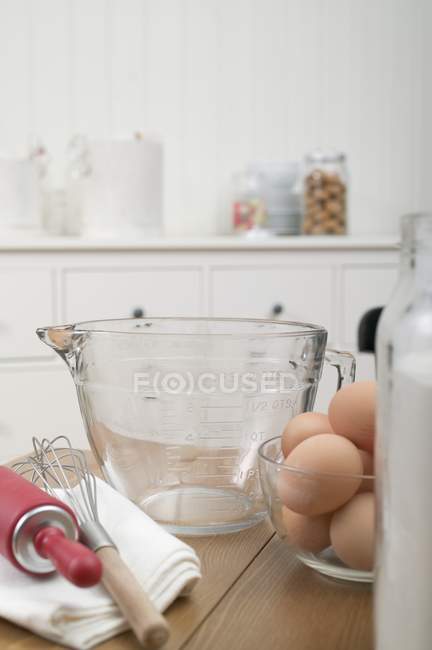 Различные посуда для выпечки — стоковое фото